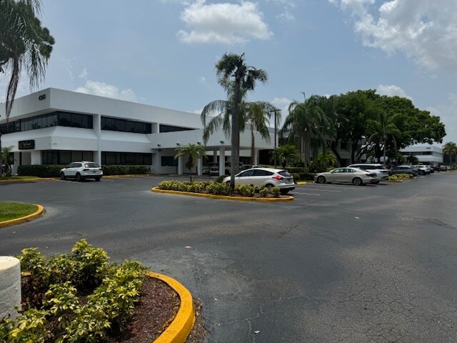 More Photos Of 4362 Northlake Blvd, Palm Beach Gardens Medical For Lease