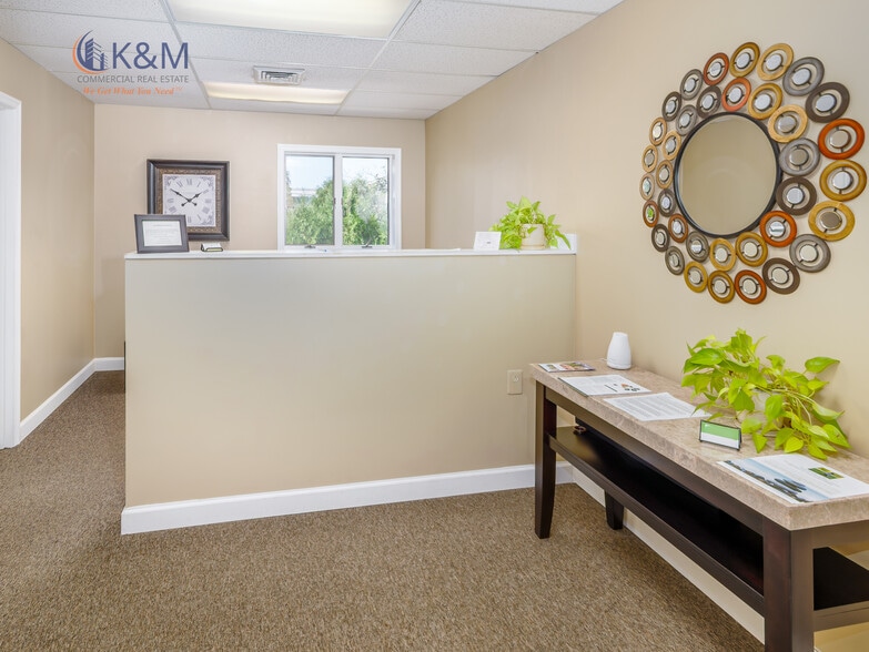 More Photos Of 10875 Main St, Fairfax Medical For Sale