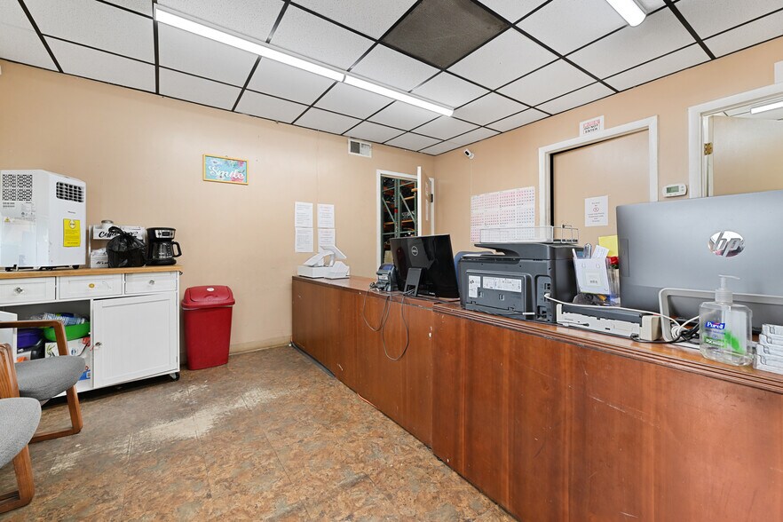 More Photos Of 7605 Barbara Ln, Clinton Industrial For Sale