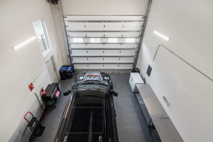 More Photos Of 1435 FM 1463 Rd, Katy Showroom For Sale