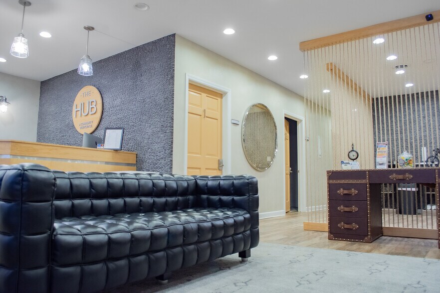 More Photos Of 126 E Burke St, Martinsburg Office For Sale