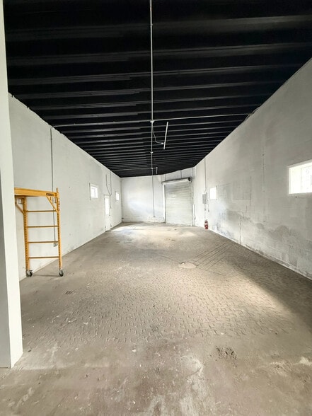 More Photos Of 6730 Columbia Ave, Hammond Warehouse For Sale