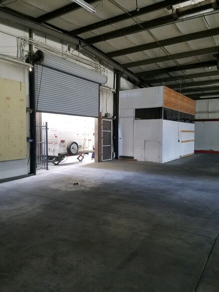 More Photos Of 13643-13649 Rosecrans Ave, Santa Fe Springs Warehouse For Lease