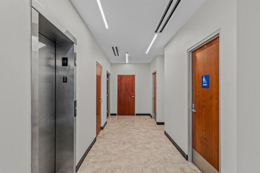 More Photos Of 100 Mkda Way, Griffin Manufacturing For Sale