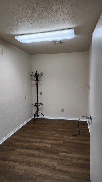 More Photos Of 214 N Oklahoma Ave, Shawnee Medical For Lease