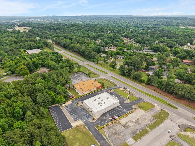 More Photos Of 1090 9th Ave SW, Bessemer Medical For Sale