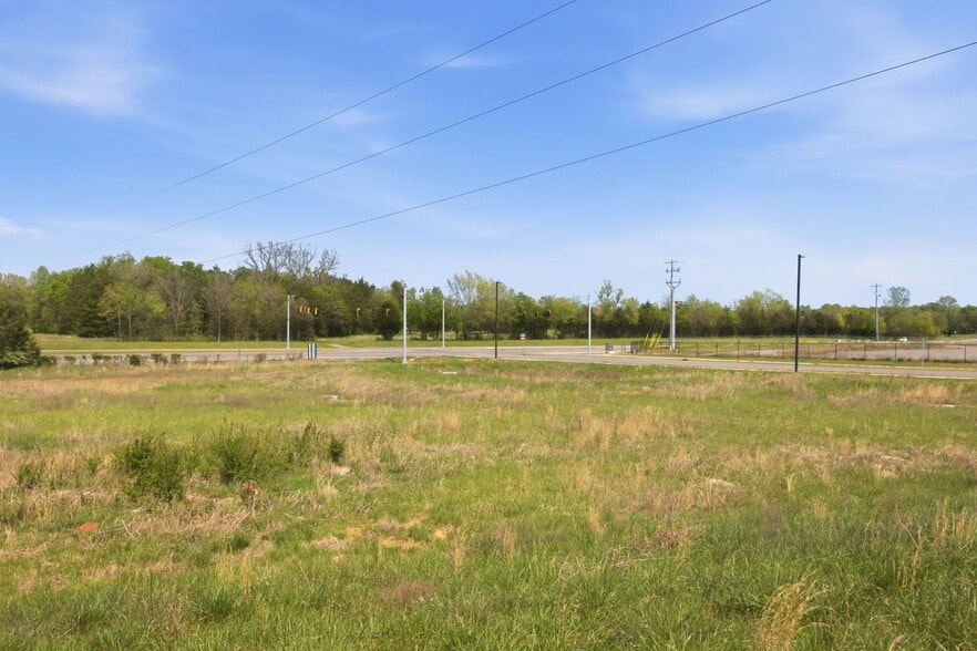 More Photos Of 0 JOHN BRAGG Hwy, Murfreesboro Land For Sale