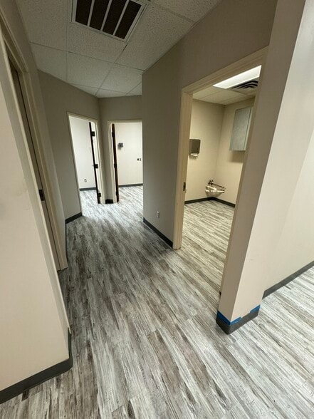 More Photos Of 618 Clara Barton Blvd, Garland Medical For Lease
