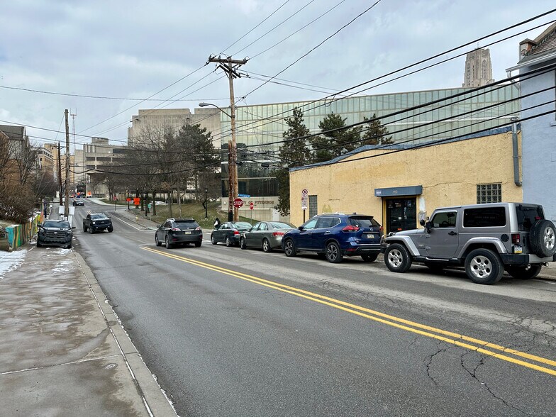 More Photos Of 331 S Bouquet St, Pittsburgh Storefront For Lease