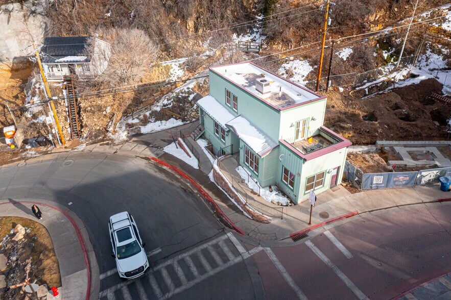 More Photos Of 186 Main St, Park City Freestanding For Sale