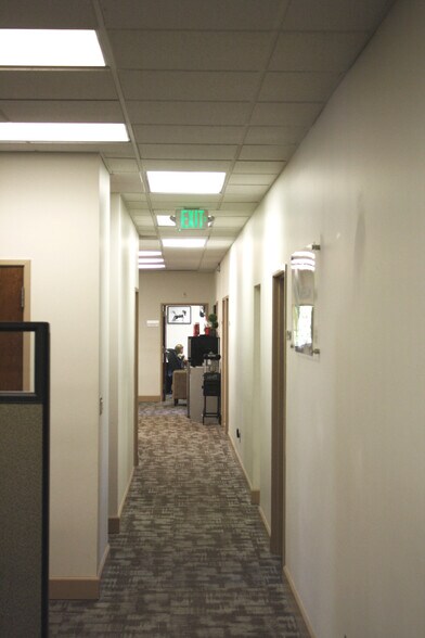More Photos Of 460 N Fitness Pl, Eagle Office For Lease