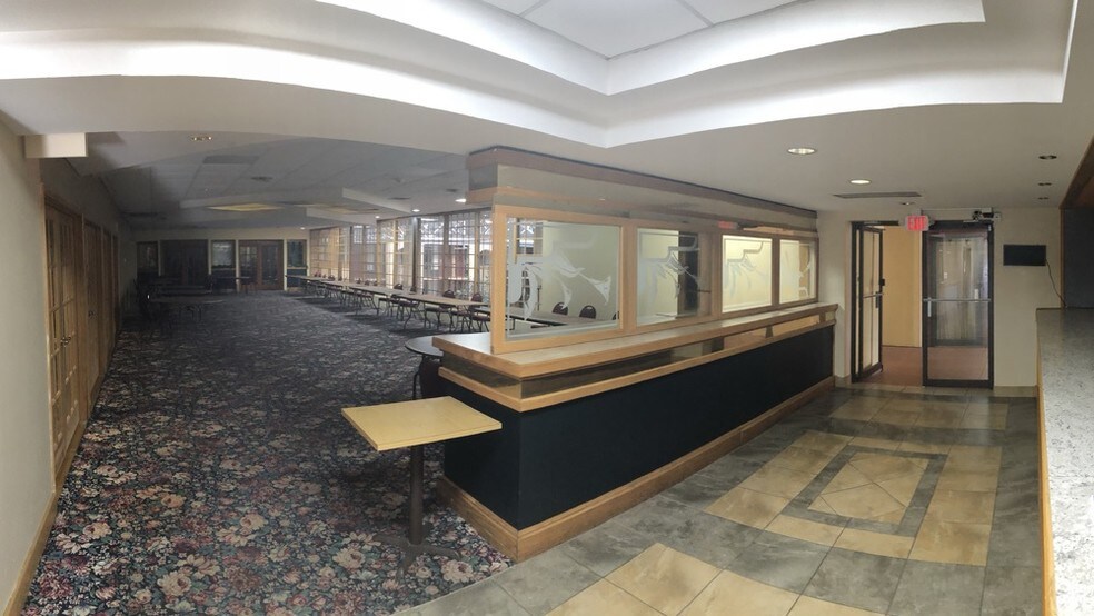 More Photos Of 1010 Cosby Hwy, Newport Hotel For Sale