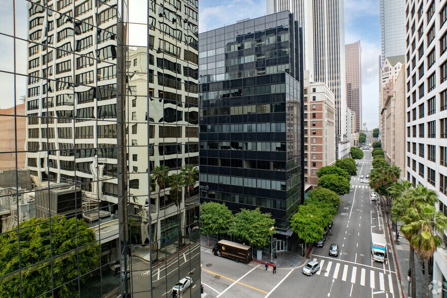 More Photos Of 609-611 Wilshire Blvd, Los Angeles Office For Lease