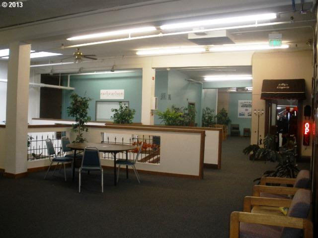 More Photos Of 2101 Main St, Baker City Storefront For Sale