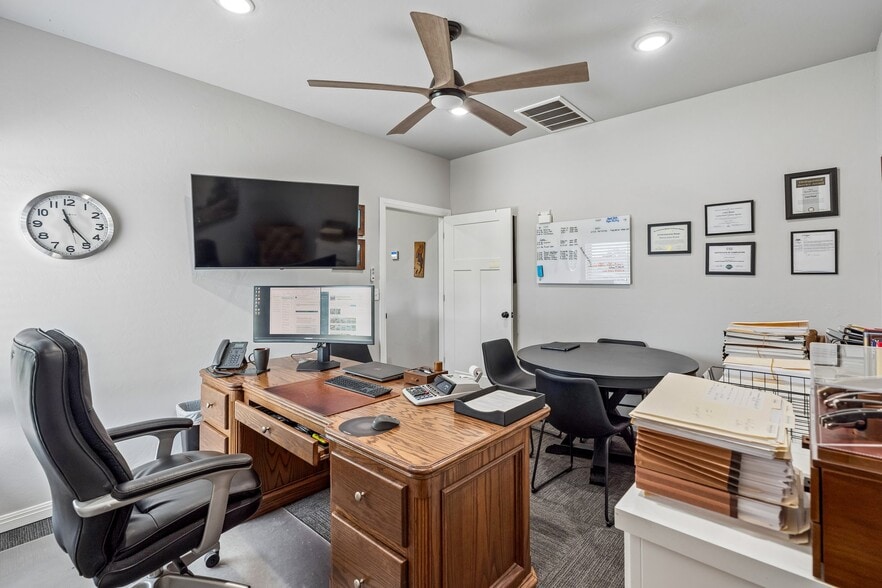 More Photos Of 11514-11529 Cottage Ln, Jones Apartments For Sale