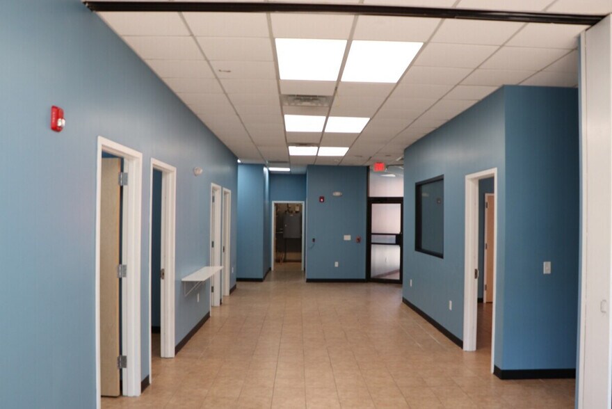 More Photos Of 24 Main St, Toms River Bank For Lease