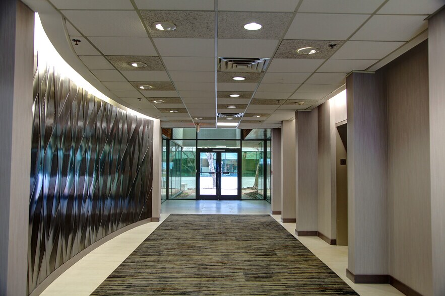 More Photos Of 1301 Hightower Trl, Atlanta Unknown For Lease