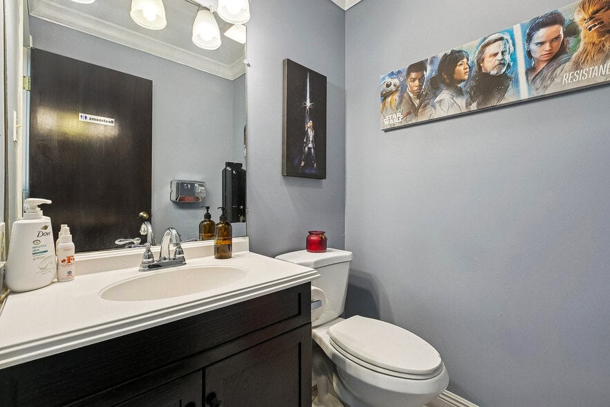 More Photos Of 2309 N Hullen St, Metairie Serviced Offices For Sale