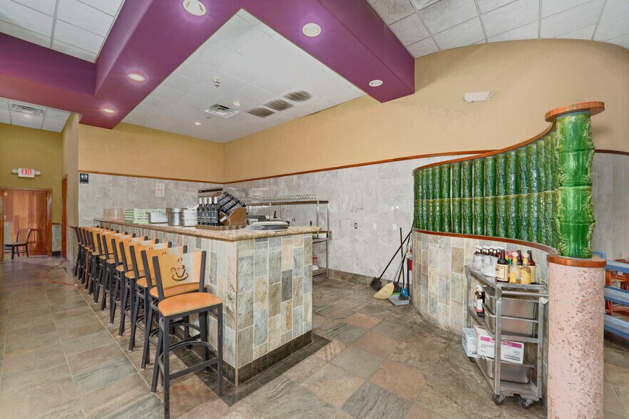 More Photos Of 5421 Fm-1960 Rd E, Humble Restaurant For Sale