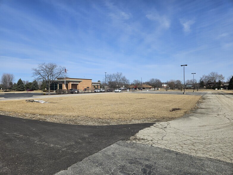 More Photos Of 14328 Pinewood Dr, Orland Park Land For Sale