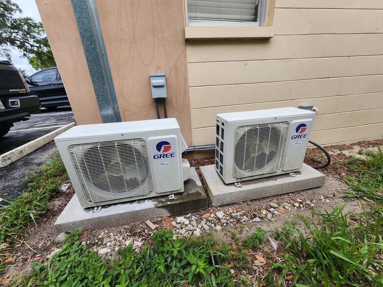 More Photos Of 150 Peachtree St, Cocoa Apartments For Sale