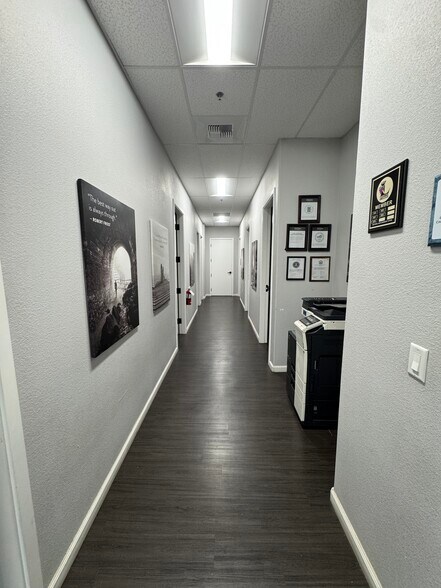 More Photos Of 217 N School St, Lodi Freestanding For Lease