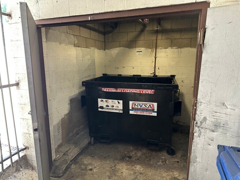 More Photos Of 1001 Orange Grove Ave, Glendale Apartments For Sale