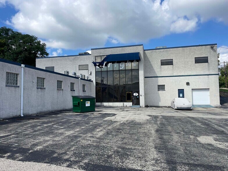 More Photos Of 7 Union Hill Rd, West Conshohocken Warehouse For Sale