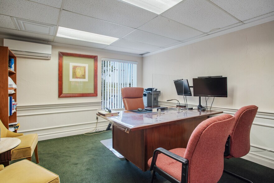 More Photos Of 2170 S El Camino Real, Oceanside Office For Lease