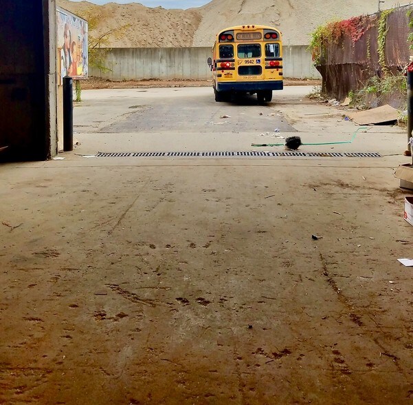 More Photos Of 436 Spencer St, Staten Island Warehouse For Sale