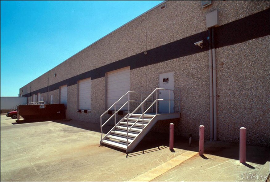 More Photos Of 1352-1366 Exchange Dr, Richardson Unknown For Lease