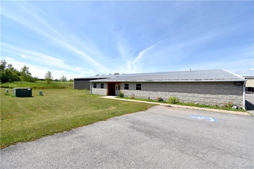 More Photos Of 31 Madison Blvd, Canastota Manufacturing For Lease