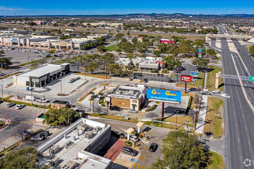 More Photos Of 11309-11323 Bandera Rd, San Antonio Unknown For Lease