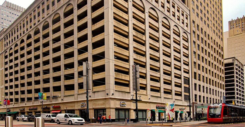 Primary Photo Of 928-930 Main St, Houston Storefront For Lease