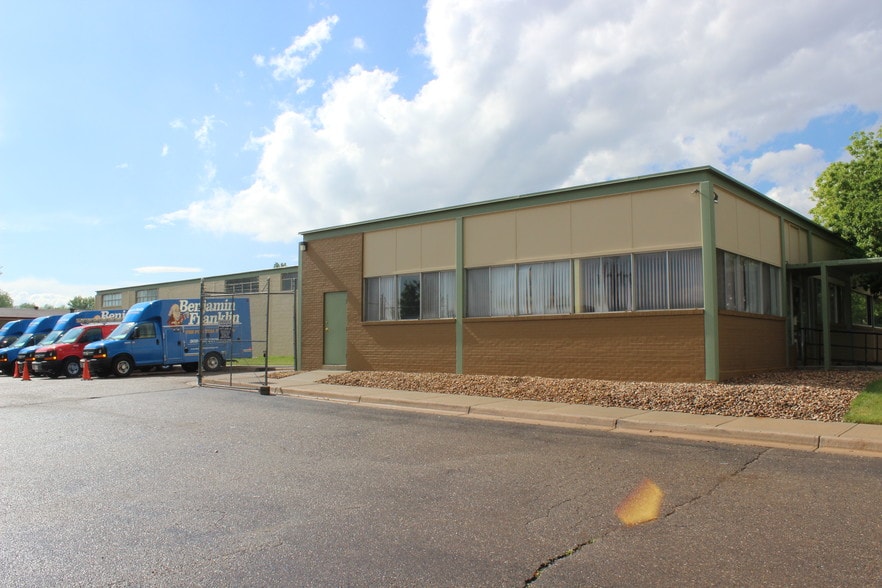 More Photos Of 1729 S Wadsworth Blvd, Lakewood Warehouse For Lease