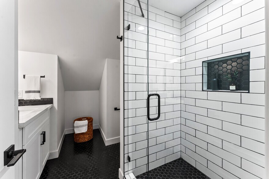 More Photos Of 832 Desty St, San Diego Apartments For Sale
