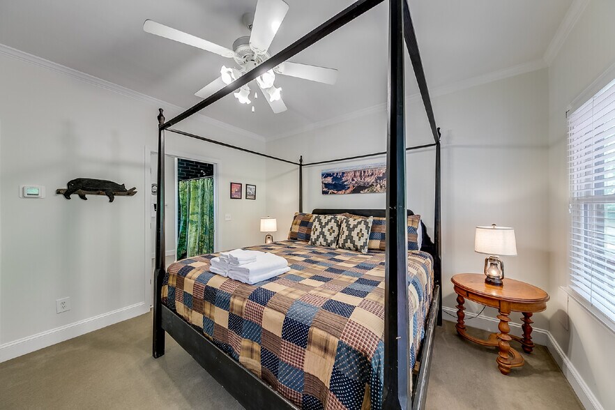 More Photos Of 892 Edelweiss Strasse, Helen Hotel For Sale