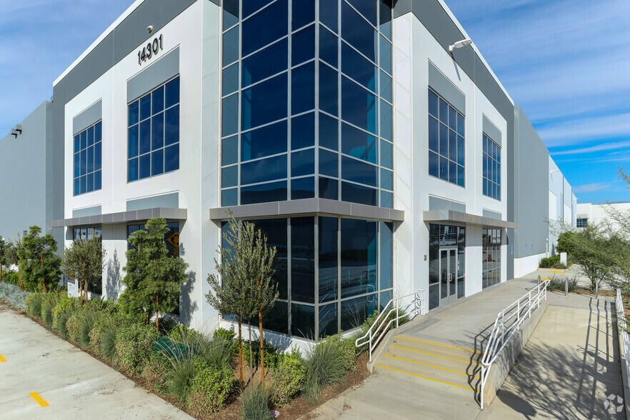 More Photos Of 6205 Archibald Ave, Eastvale Unknown For Lease