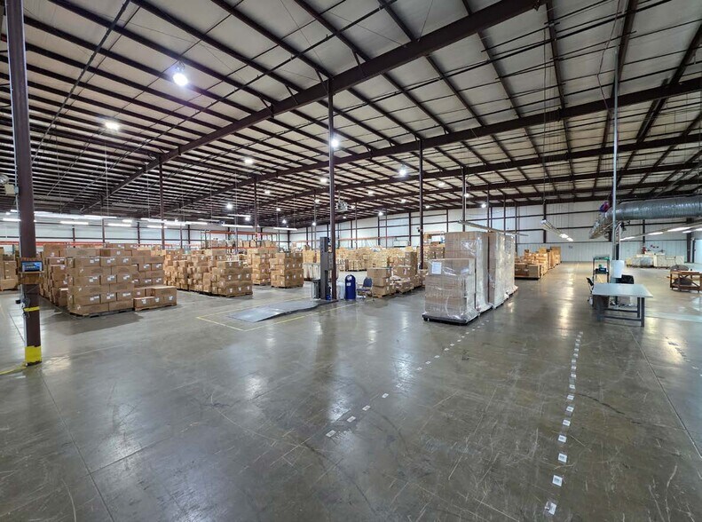 More Photos Of 100 Trowbridge Rd, Neoga Warehouse For Sale