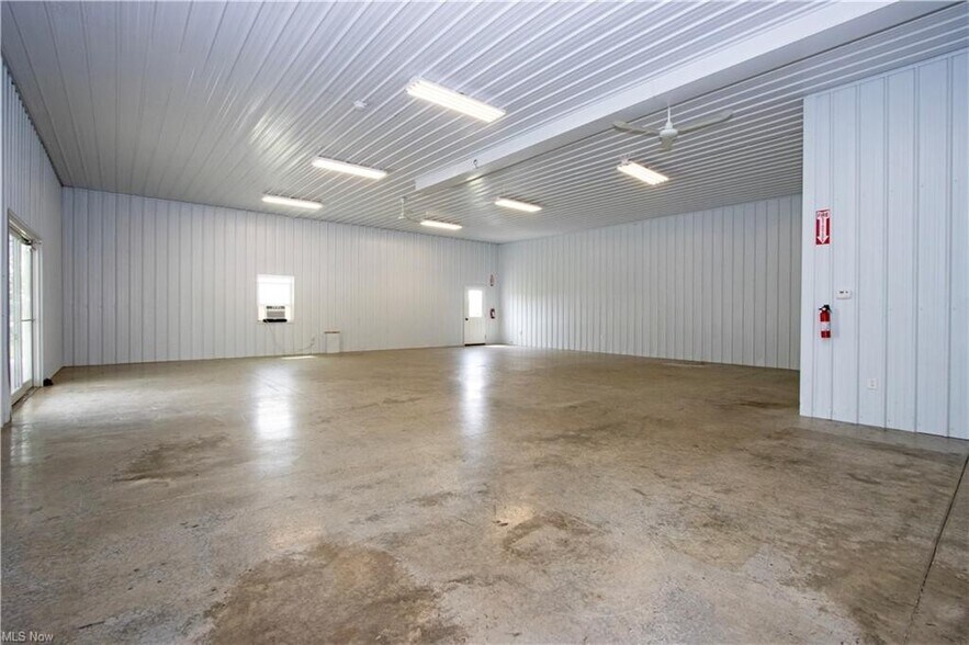 More Photos Of 275 S Smyser Rd, Wooster Flex For Sale