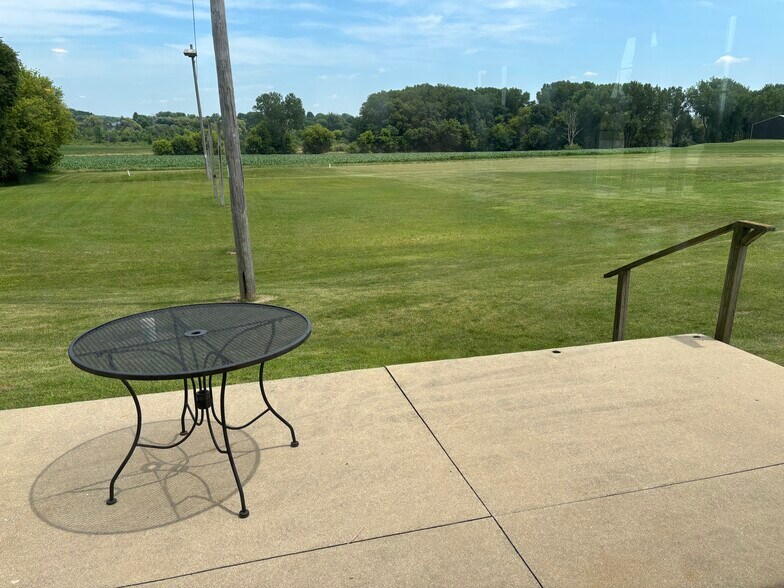 More Photos Of N1016 County Road L, Watertown Restaurant For Sale