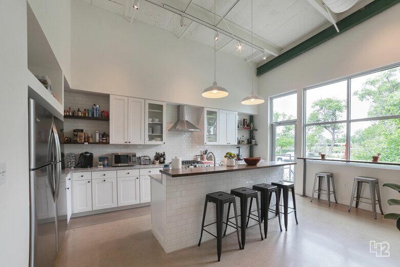 More Photos Of 5660 Valmont Rd, Boulder Manufacturing For Sale