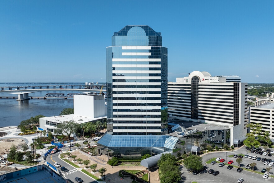 More Photos Of 225 Water St, Jacksonville Office For Lease