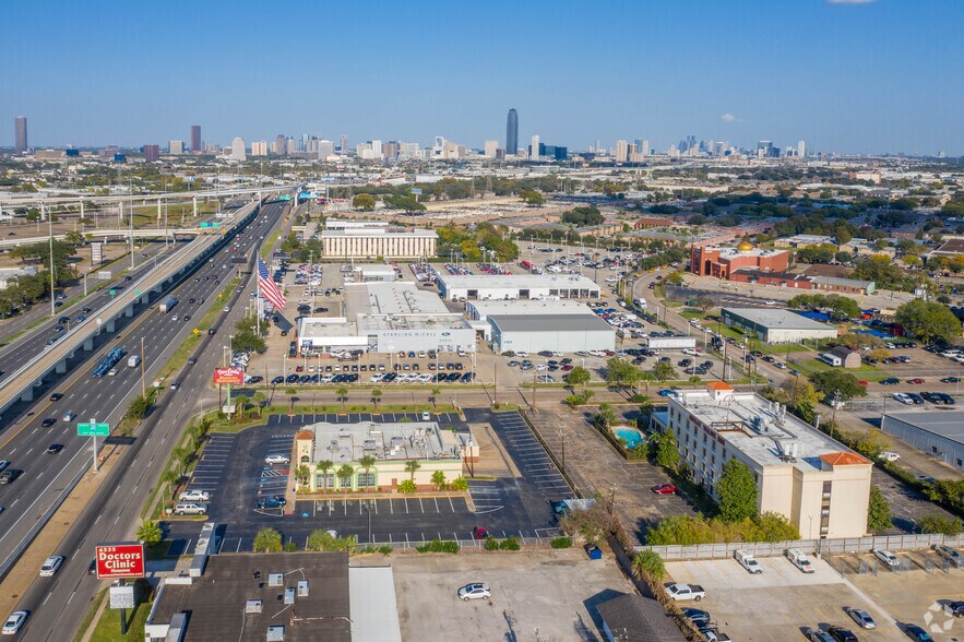 More Photos Of 6060 Hooton St, Houston Hotel For Sale