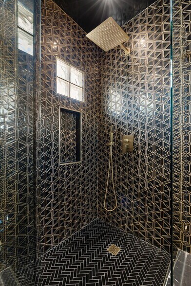 More Photos Of 120 W Vereda Sur, Palm Springs Hotel For Sale