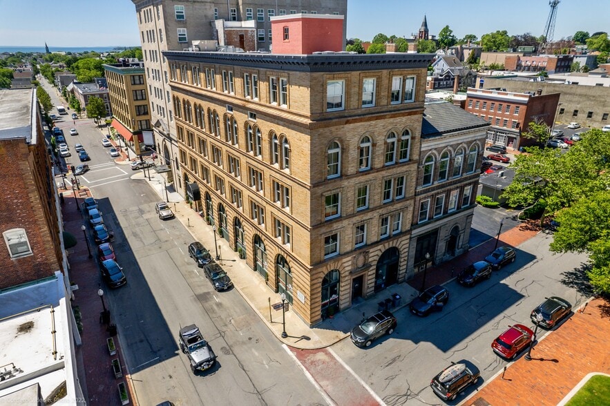 More Photos Of 555 Pleasant St, New Bedford Office For Sale