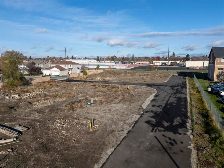 More Photos Of 13217 E 3rd Ln, Spokane Valley Apartments For Sale