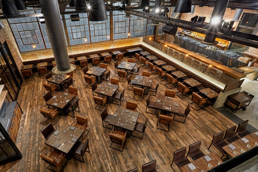 More Photos Of 1331 E 6th St, Los Angeles Restaurant For Lease