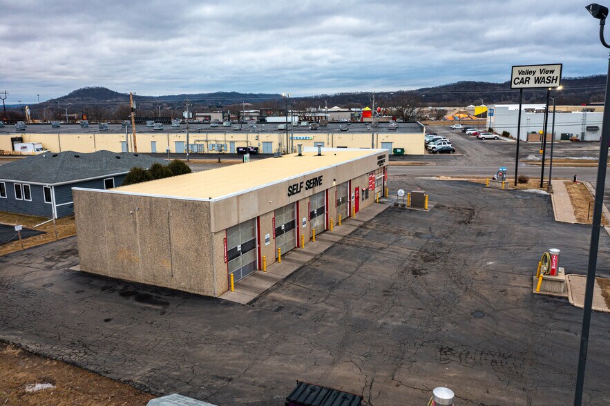 More Photos Of 581 Lester Ave, Onalaska Carwash For Sale
