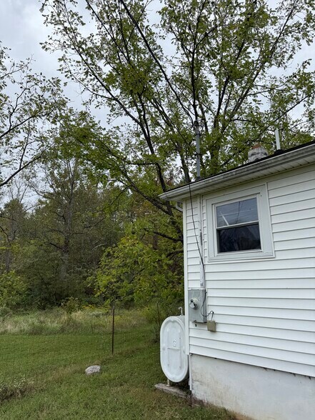 More Photos Of 121 Church rd, Clifton Forge Specialty For Sale